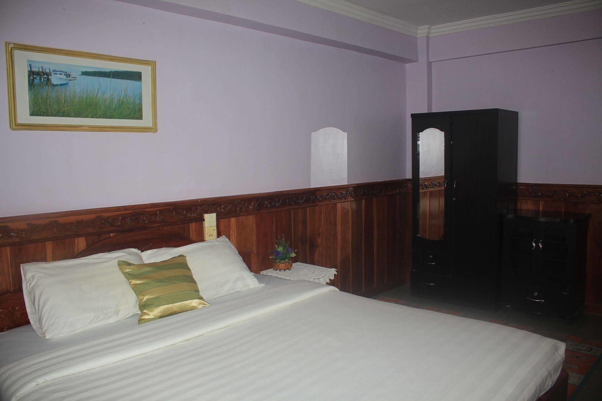 Spring Park Hotel Battambang Exteriér fotografie